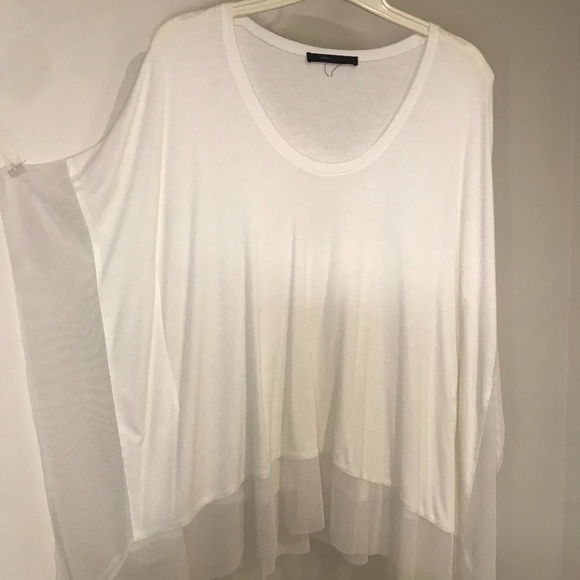BCBG Max Azria White jersey top with sheer bat wing sleeves - Picture 1 of 1